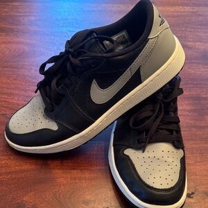 Nike Golf - Jordan Low 1s Men's Black/Gray (9.5)